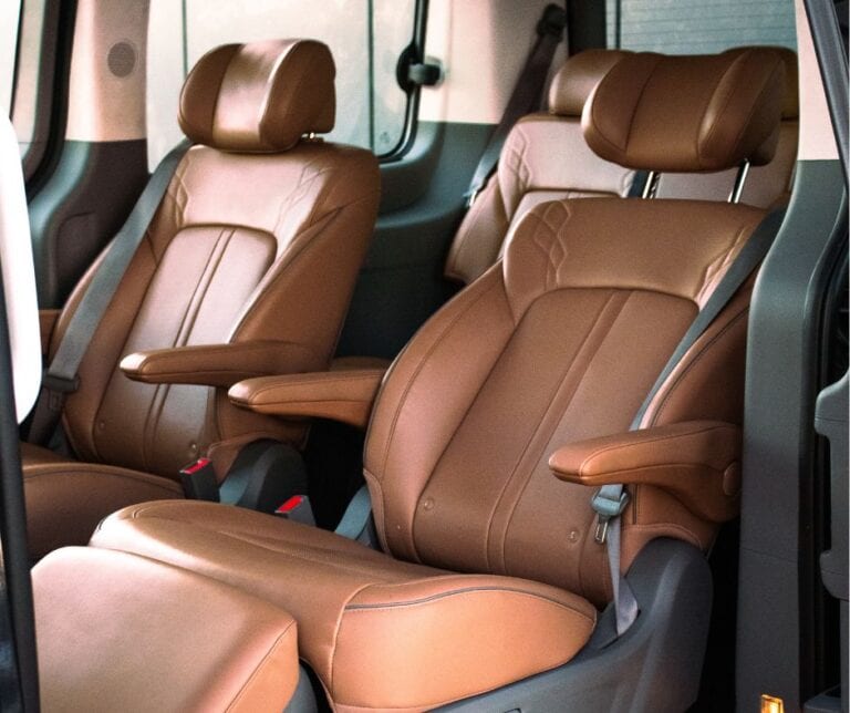 Best Hotels for Crew Near Birmingham Airport with Shuttle Service