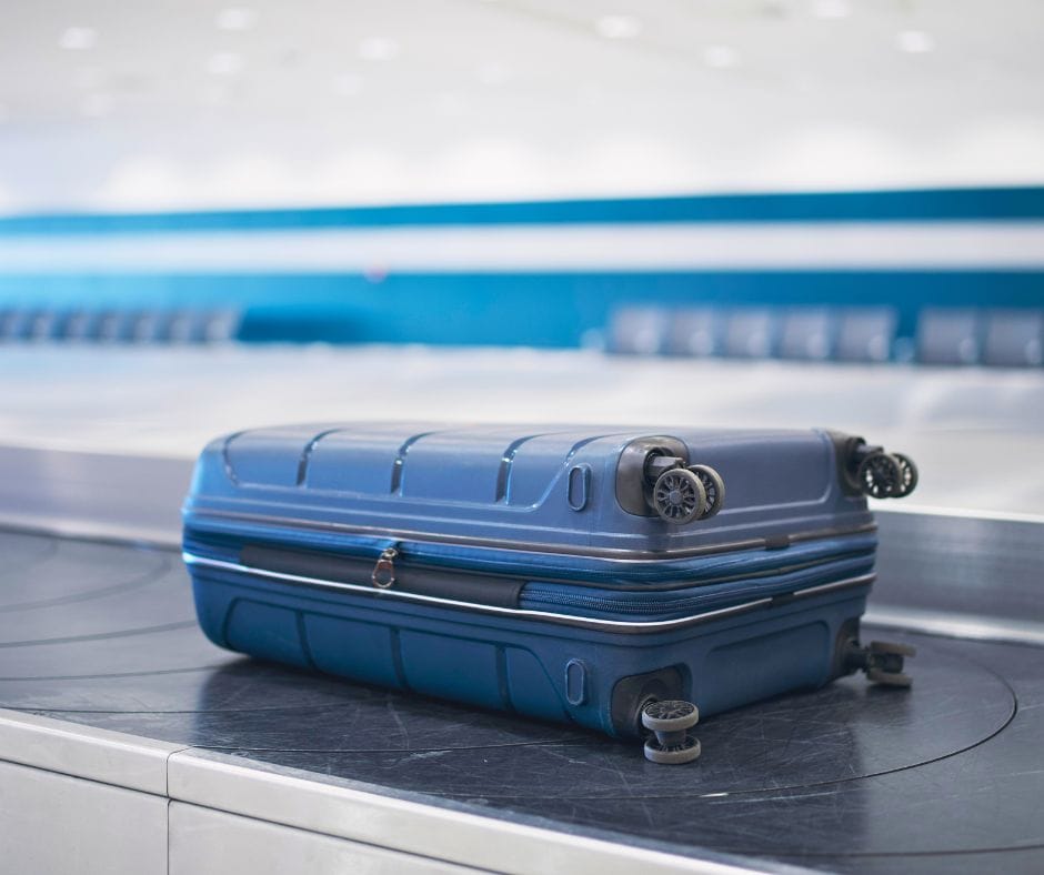 Do airline crew get free baggage handling at Schiphol