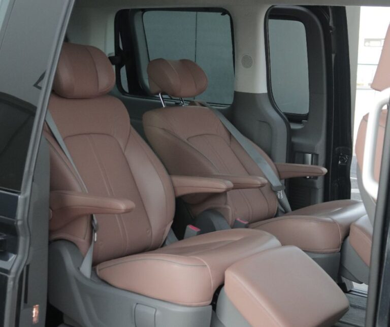 What is the best way to get from Larnaca Airport to Nicosia?