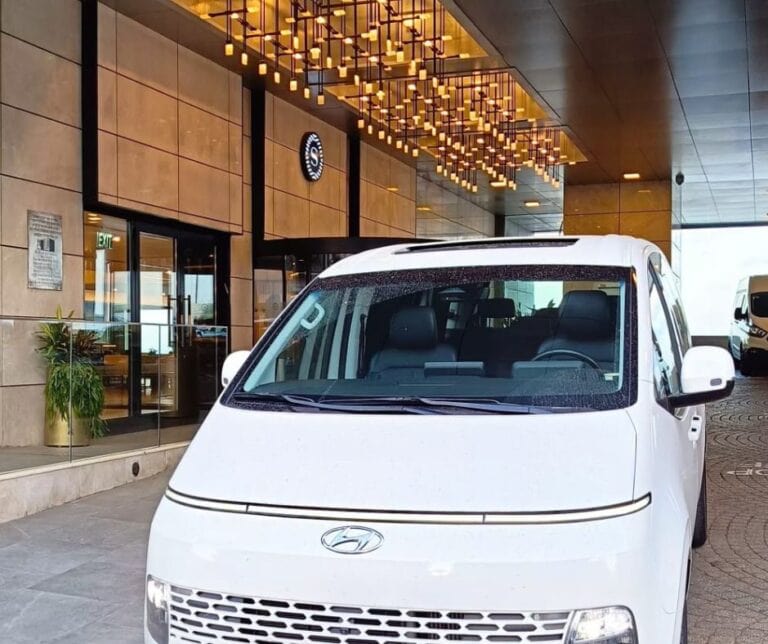 Best Hotels for Crew Near Leipzig/Halle Airport with Shuttle Service